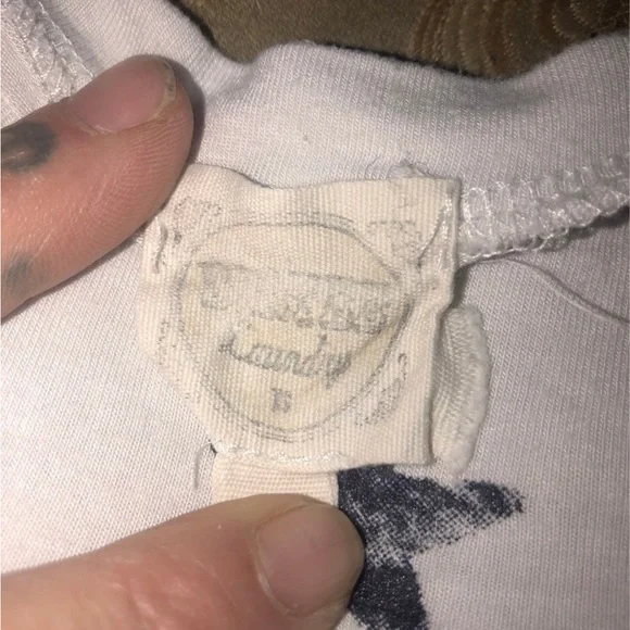 🔥 SOLD🔥Dirty Laundry flag tank - Picture 2 of 3